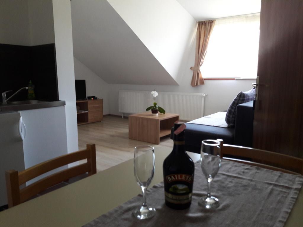 House Josipa Hotel Раковица Екстериор снимка